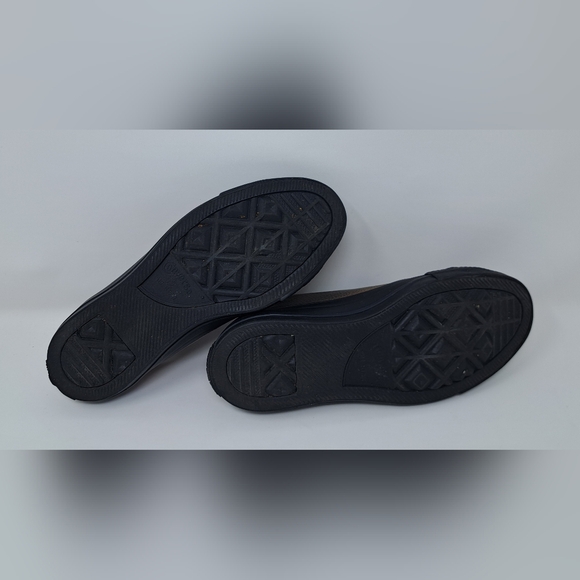 Converse Low Top Sneakers Purple Shiny Metallic Leather Lace Up 7.5 US / 5 UK - Picture 15 of 16